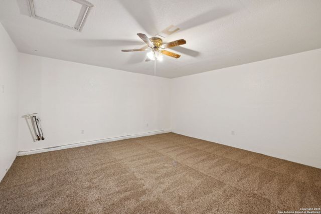 8150 Cheryl Meadow, Converse, TX 78109