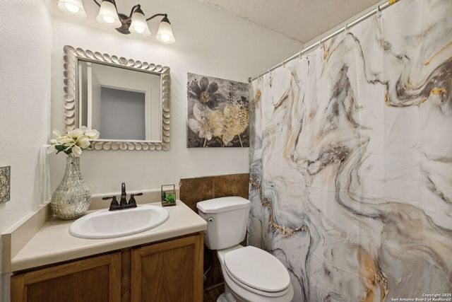 8150 Cheryl Meadow, Converse, TX 78109
