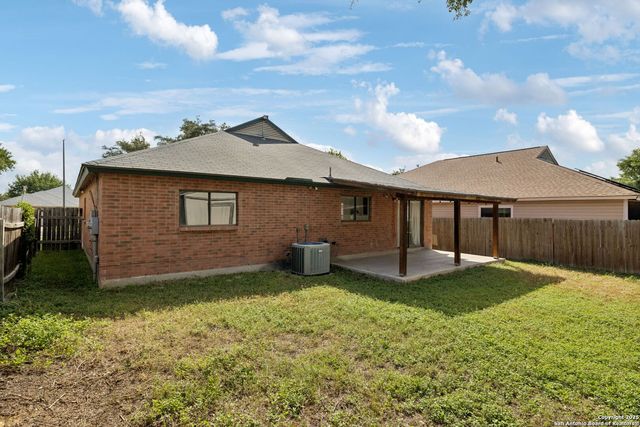 8150 Cheryl Meadow, Converse, TX 78109
