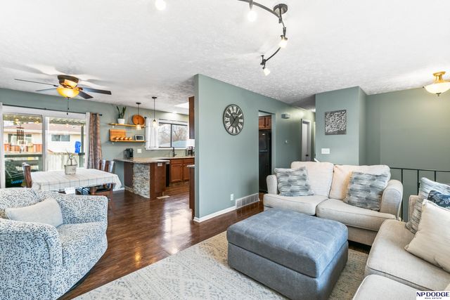 2303 Coventry Drive, Bellevue, NE 68123