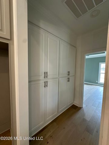 404 Aurora Circle, Canton, MS 39046