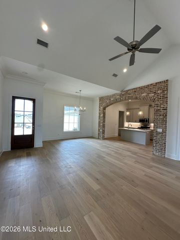 404 Aurora Circle, Canton, MS 39046