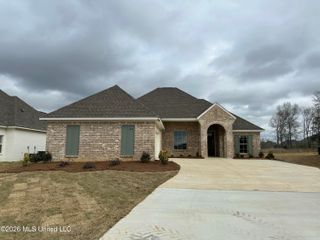 404 Aurora Circle, Canton, MS 39046