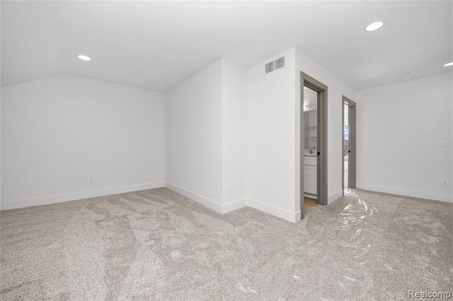 21955 Deer Brook Drive 3, Southfield, MI 48075