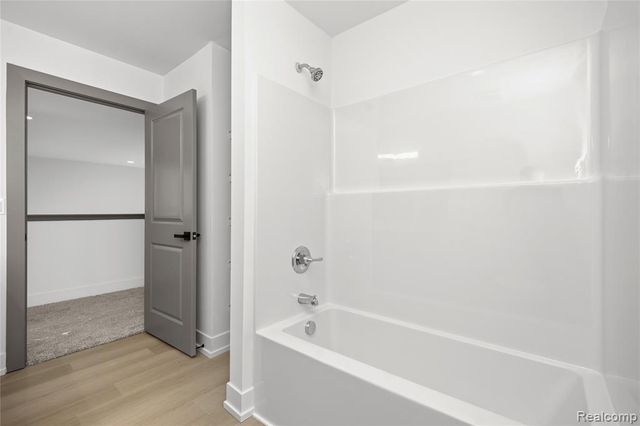 21955 Deer Brook Drive 3, Southfield, MI 48075