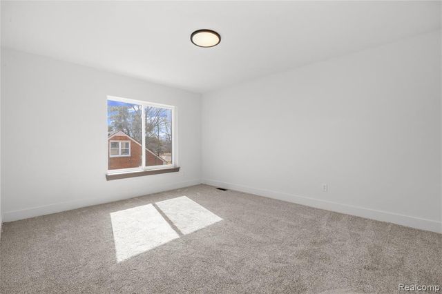 21955 Deer Brook Drive 3, Southfield, MI 48075