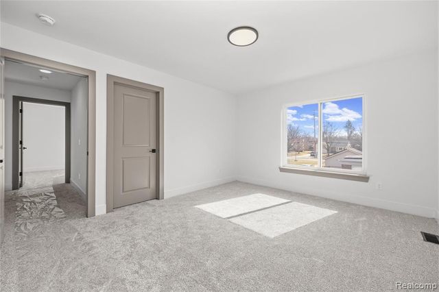 21955 Deer Brook Drive 3, Southfield, MI 48075