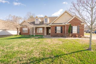 136 Honeyberry Lane, Rossville, GA 30741