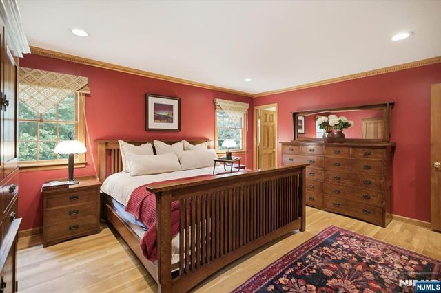 507 Terhune Terrace, Wyckoff, NJ 07481