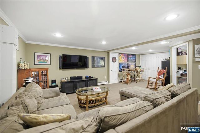 507 Terhune Terrace, Wyckoff, NJ 07481