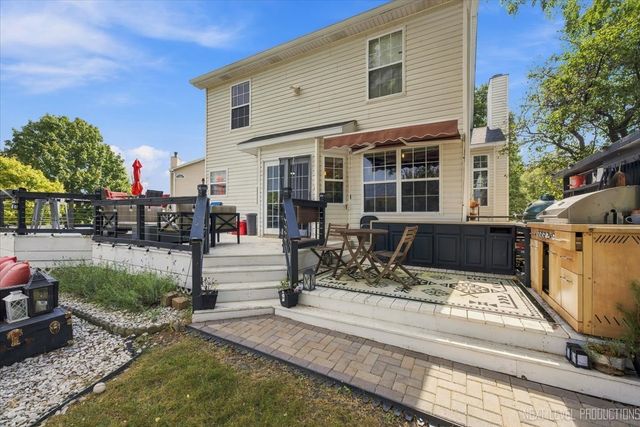 2515 Northlake Court, Lockport, IL 60441