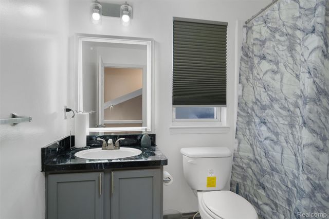 6235 Crystal Lake Drive, Romulus, MI 48174