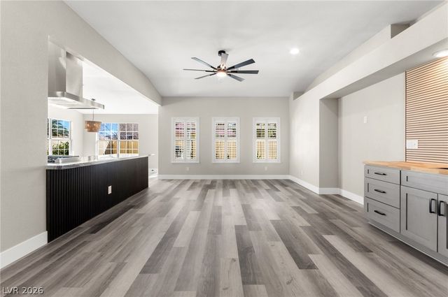 5121 Burr Oak Drive, Las Vegas, NV 89130