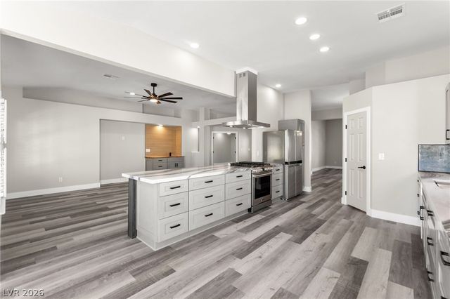 5121 Burr Oak Drive, Las Vegas, NV 89130