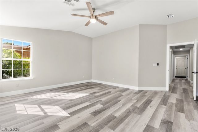 5121 Burr Oak Drive, Las Vegas, NV 89130