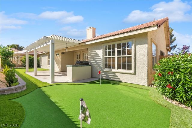 5121 Burr Oak Drive, Las Vegas, NV 89130