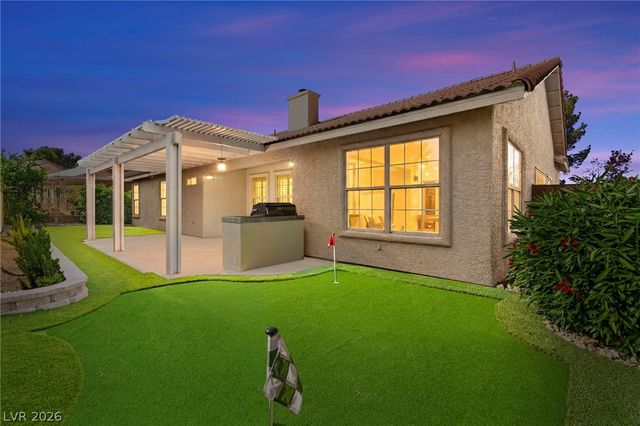 5121 Burr Oak Drive, Las Vegas, NV 89130