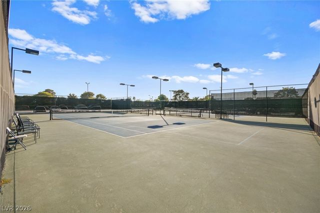 5121 Burr Oak Drive, Las Vegas, NV 89130