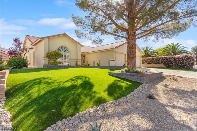 5121 Burr Oak Drive, Las Vegas, NV 89130