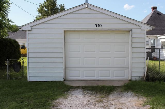 710 Laporte Avenue, South Bend, IN 46628