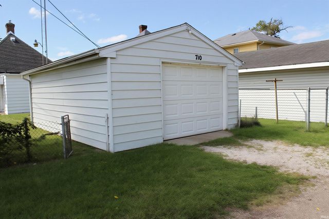 710 Laporte Avenue, South Bend, IN 46628