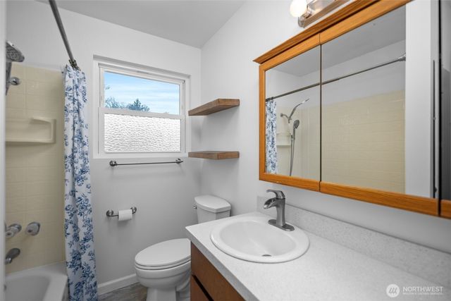 11815 SE 206th Street, Kent, WA 98031