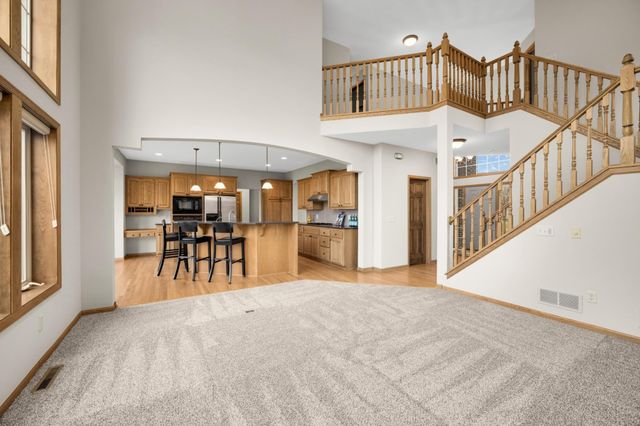 1805 Creek Lane, Northfield, MN 55057