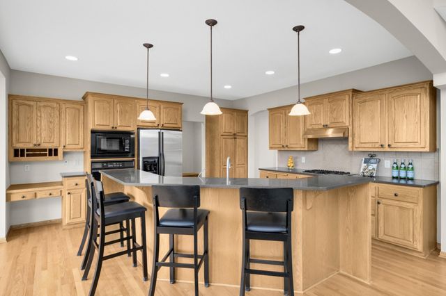 1805 Creek Lane, Northfield, MN 55057