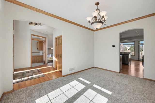 1805 Creek Lane, Northfield, MN 55057