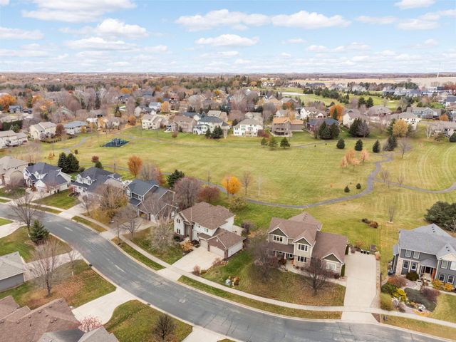 1805 Creek Lane, Northfield, MN 55057