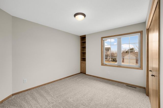 1805 Creek Lane, Northfield, MN 55057