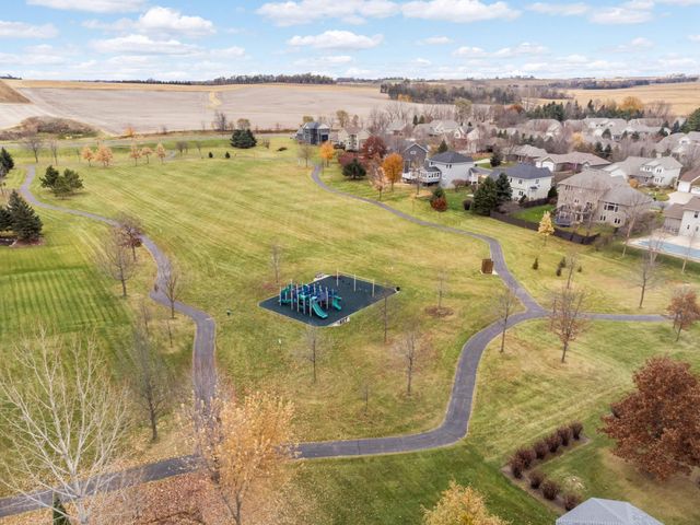 1805 Creek Lane, Northfield, MN 55057