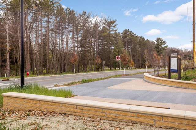 1805 Creek Lane, Northfield, MN 55057