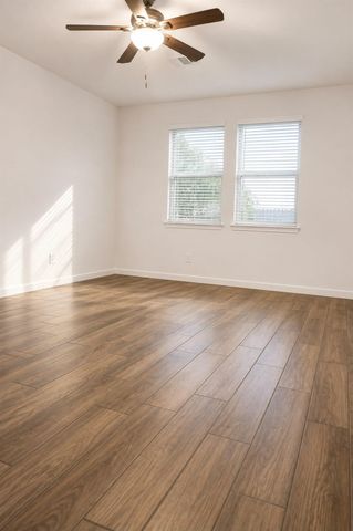 31415 Whitcombe Summit Way, Hockley, TX 77447