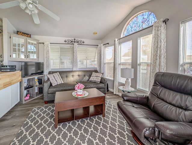 70200 Dillon Road 105, Desert Hot Springs, CA 92241