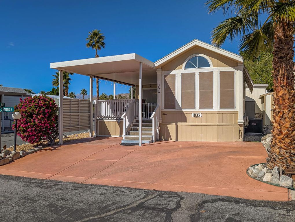 Image 3 of property listing at 70200 Dillon Road 105, Desert Hot Springs, CA 92241