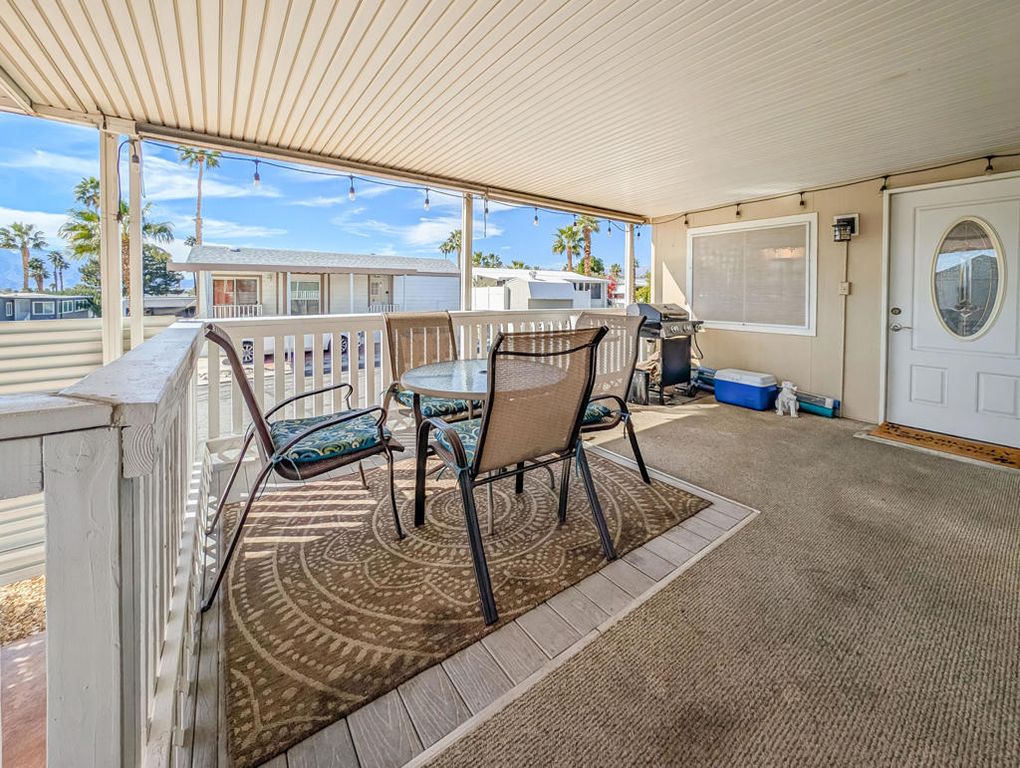 Image 5 of property listing at 70200 Dillon Road 105, Desert Hot Springs, CA 92241