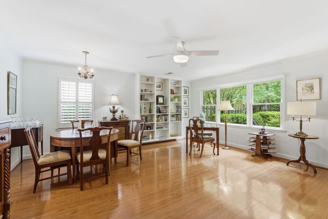 905 Glenmary Ct, Nashville, TN 37205