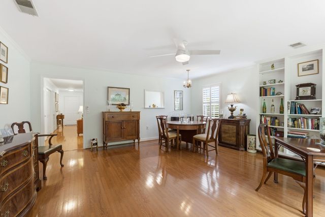 905 Glenmary Ct, Nashville, TN 37205