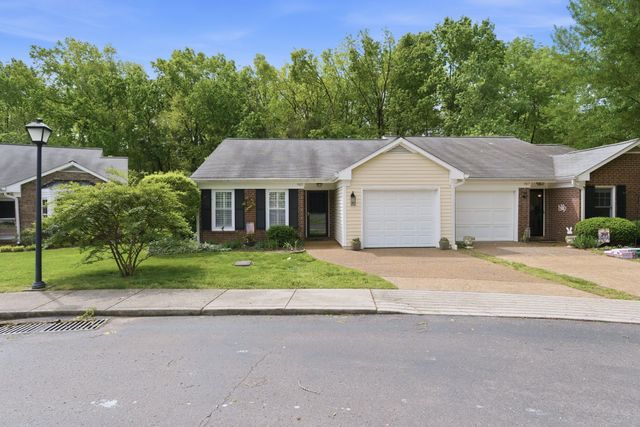905 Glenmary Ct, Nashville, TN 37205