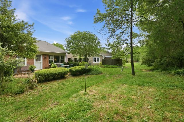 905 Glenmary Ct, Nashville, TN 37205