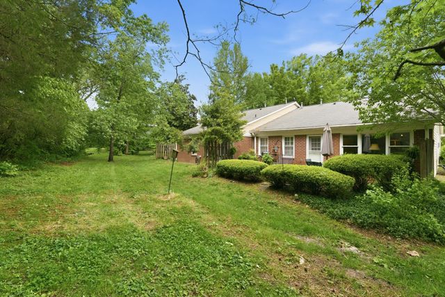 905 Glenmary Ct, Nashville, TN 37205