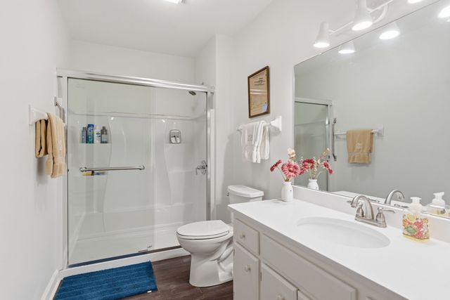 905 Glenmary Ct, Nashville, TN 37205