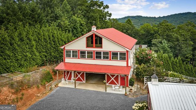 53 Fox Run 77, Blue Ridge, GA 30513