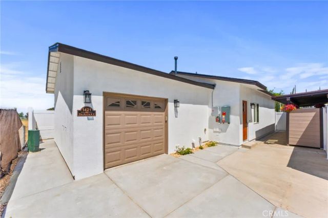 1421 De Anza, Redlands, CA 92374