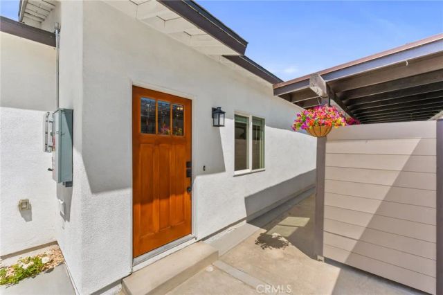 1421 De Anza, Redlands, CA 92374