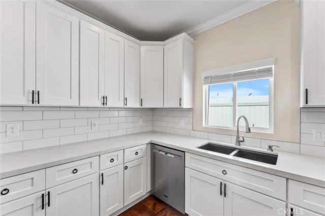 1421 De Anza, Redlands, CA 92374