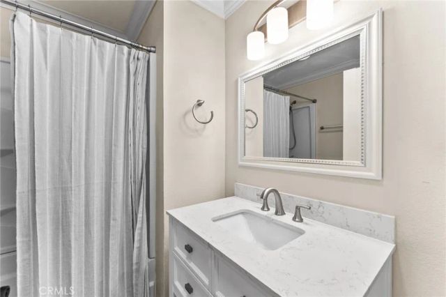 1421 De Anza, Redlands, CA 92374