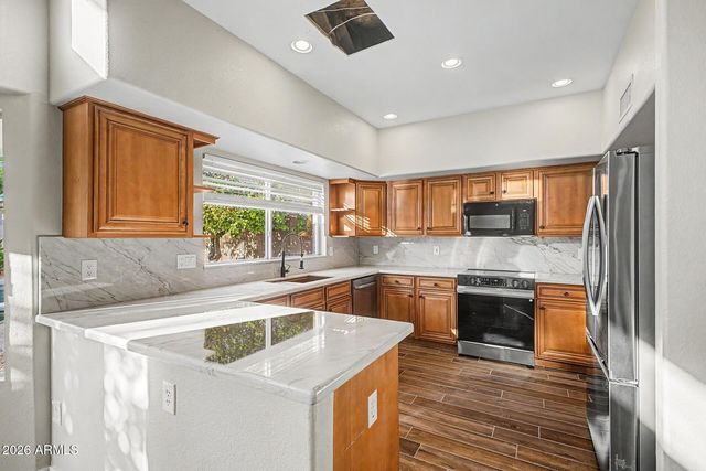 4522 E ROWEL Road, Phoenix, AZ 85050