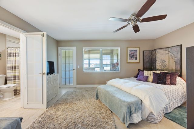150 South Boulevard B, Boynton Beach, FL 33435